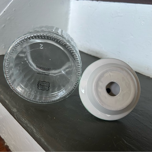 Johanna Parker Santa Jar - Picture 13 of 13